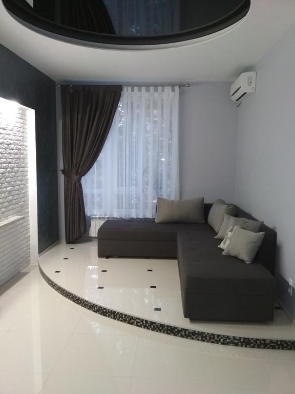 Apartment On Tytova 8 ドニプロペトロウシク エクステリア 写真
